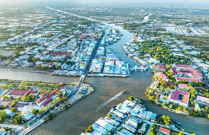 Dam Doi by, Dam Doi-distriktet (gammelt), Ca Mau blir gradvis urbanisert. (Foto: Huynh Lam)