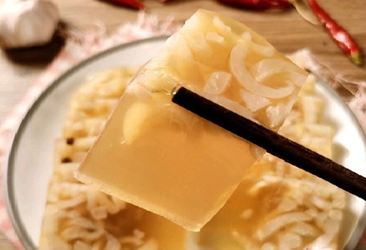 Cách làm món ngon từ bì lợn giàu collagen cho da khỏe đẹp mùa thu - Ảnh 2.