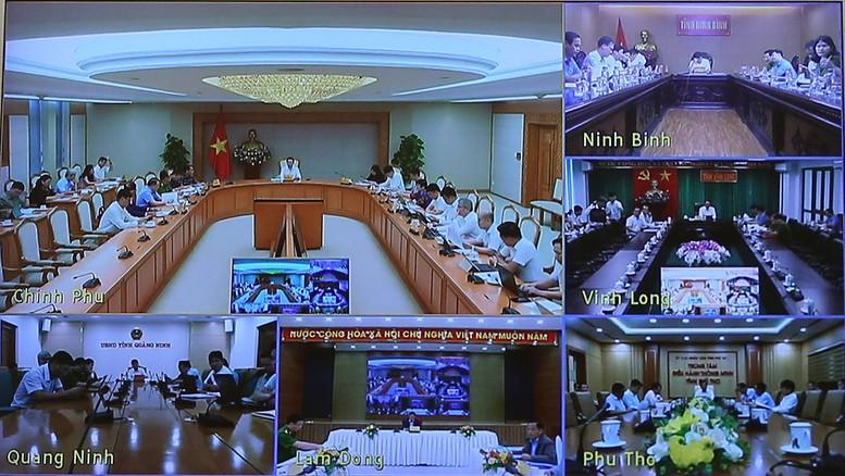 Basis data pertanahan harus terpusat, terpadu, Cơ sở dữ liệu đất đai phải tập trung, thống nhất,