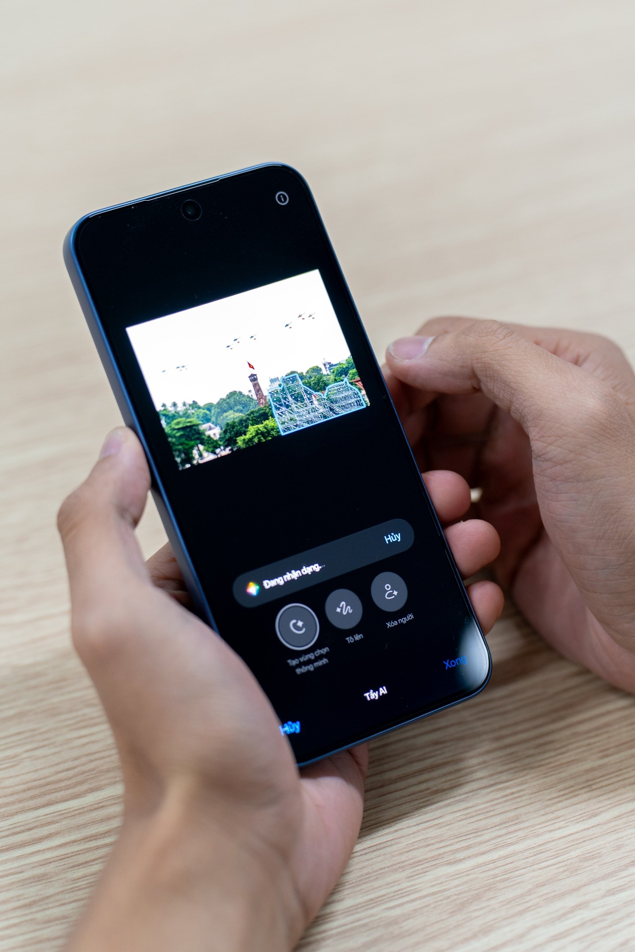 Oppo A6 Pro anh 8