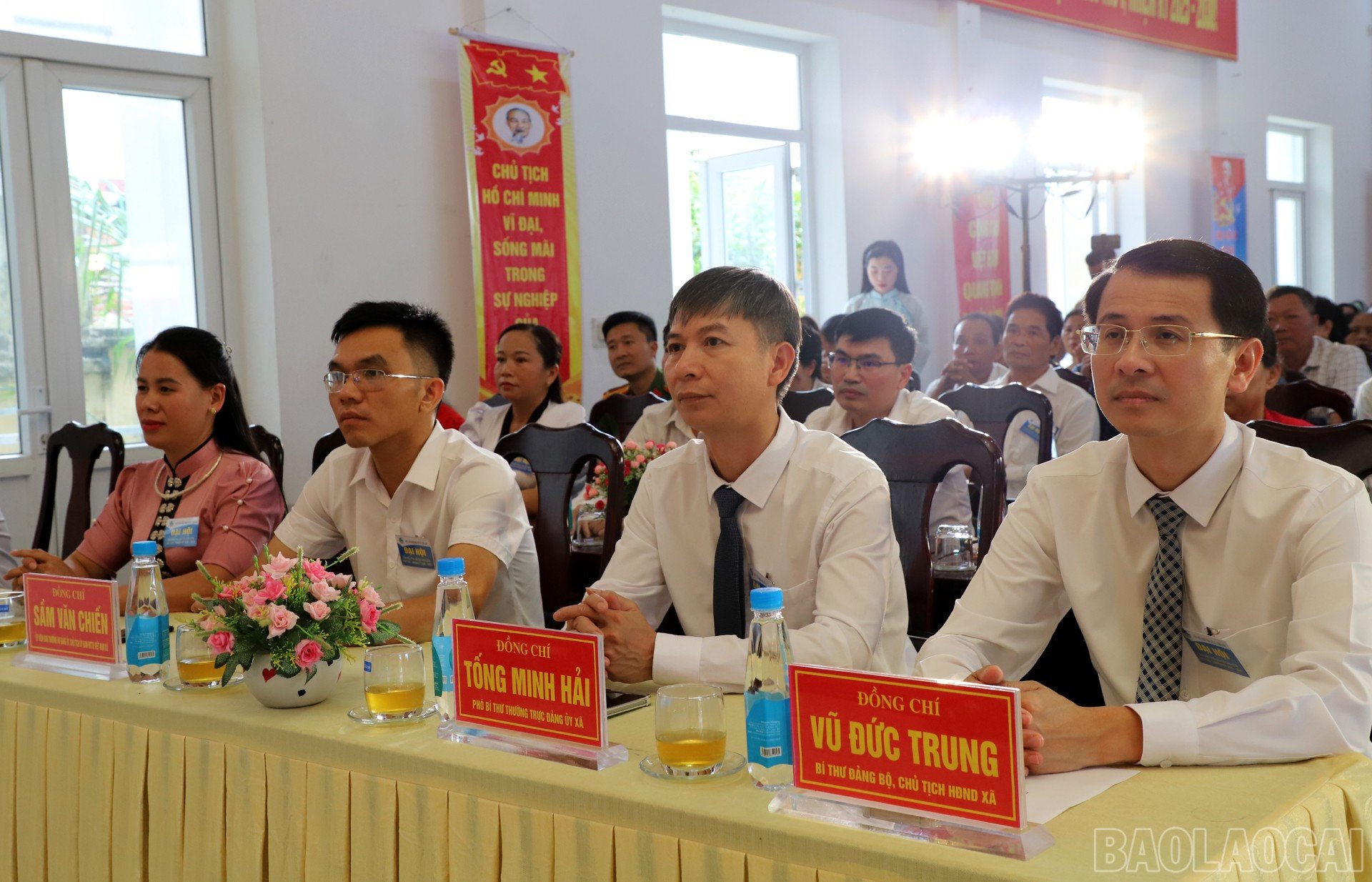 Các đại biểu dự đại hội.