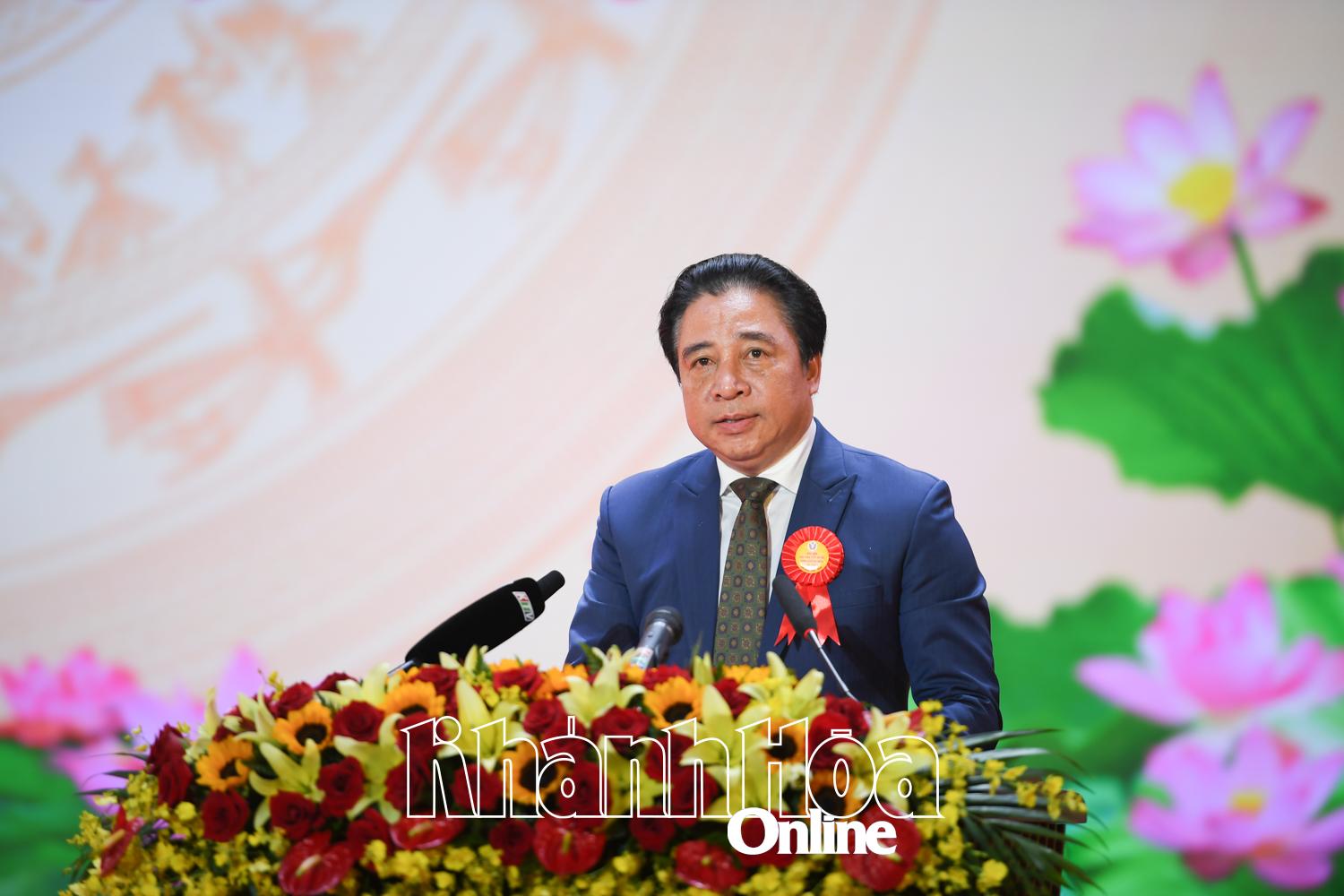 응우옌 카크 토안 성 인민위원회 위원장은 2025년부터 2030년까지의 에뮬레이션 운동을 시작했습니다.