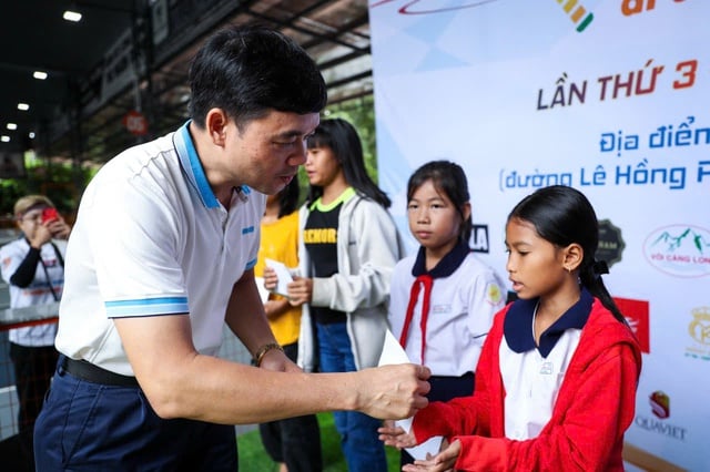 Báo Thanh Niên sẽ trao 400 triệu đồng tại giải pickleball Cùng con đi tiếp cuộc đời - tranh cúp PASSION002- Ảnh 1.
