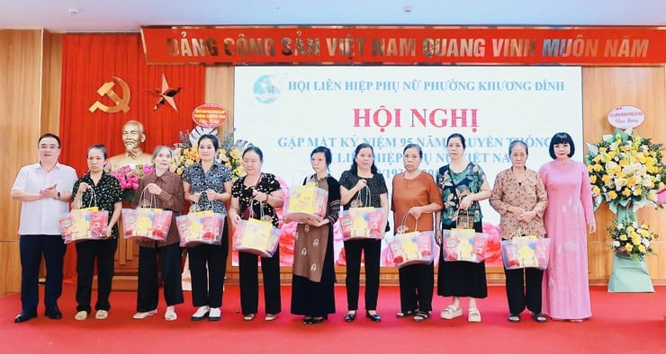 Phụ nữ Khương Đình: Lan tỏa tinh thần đoàn kết, sáng tạo vì cộng đồng- Ảnh 3.