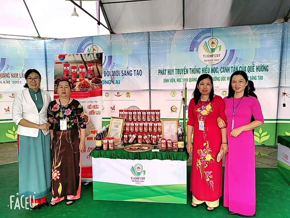 ផលិតផលចាប់ផ្តើមរបស់ឃុំ Tam Hai។ រូបថត៖ វ៉ាន់ ភីន