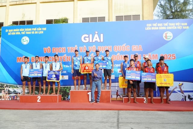 Trẻ Cần Thơ, Khánh Hòa vô địch giải bóng chuyền bãi biển 2x2 đồng đội 2025- Ảnh 4. Trẻ Cần Thơ, Khánh Hòa vô địch giải bóng chuyền bãi biển 2x2 đồng đội 2025- Ảnh 4.