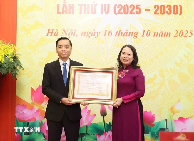ttxvn-dai-hoi-thi-dua-yeu-nuoc-van-phong-chu-tich-nuoc-2.jpg