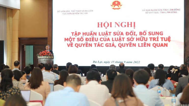 thu-truong-doan-van-viet-du-hoi-nghi-luat-ban-quyen3-1663223356665651073549-1718583856181-17185838562521389306219-7565.jpg