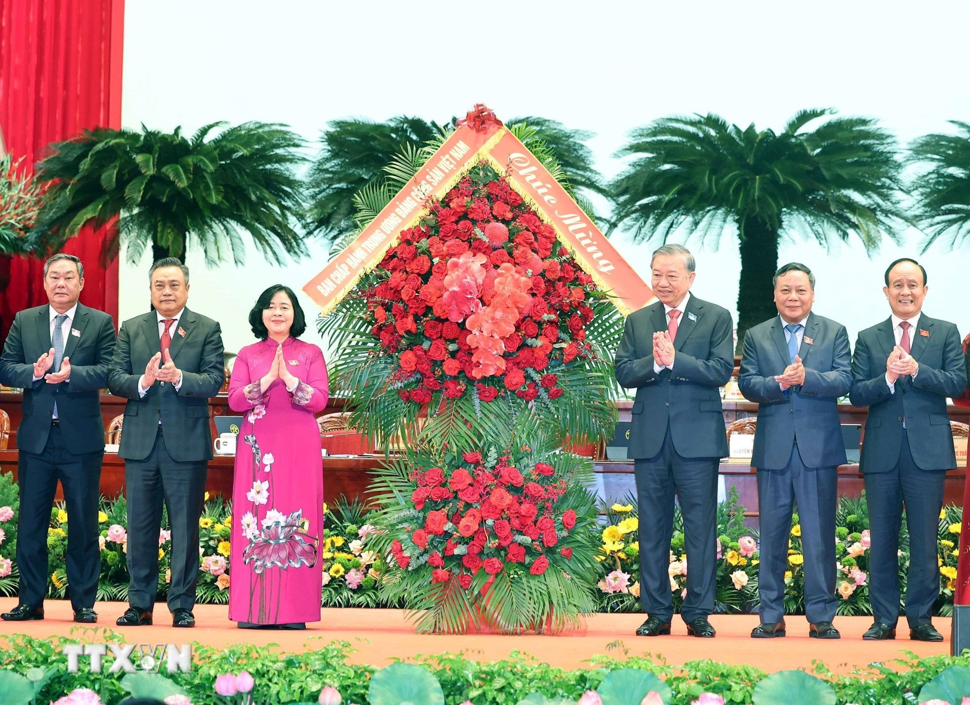ttxvn-dai-hoi-dai-bieu-dang-bo-thanh-pho-ha-noi-lan-thu-18-5.jpg