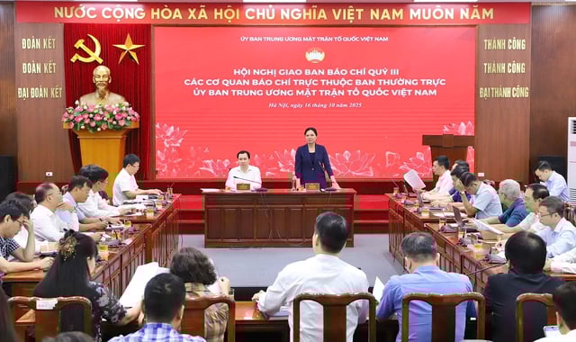 MTTQ Việt Nam tạo điều kiện thuận lợi nhất để phát huy vai trò của báo chí- Ảnh 1. MTTQ Việt Nam tạo điều kiện thuận lợi nhất để phát huy vai trò của báo chí- Ảnh 1.