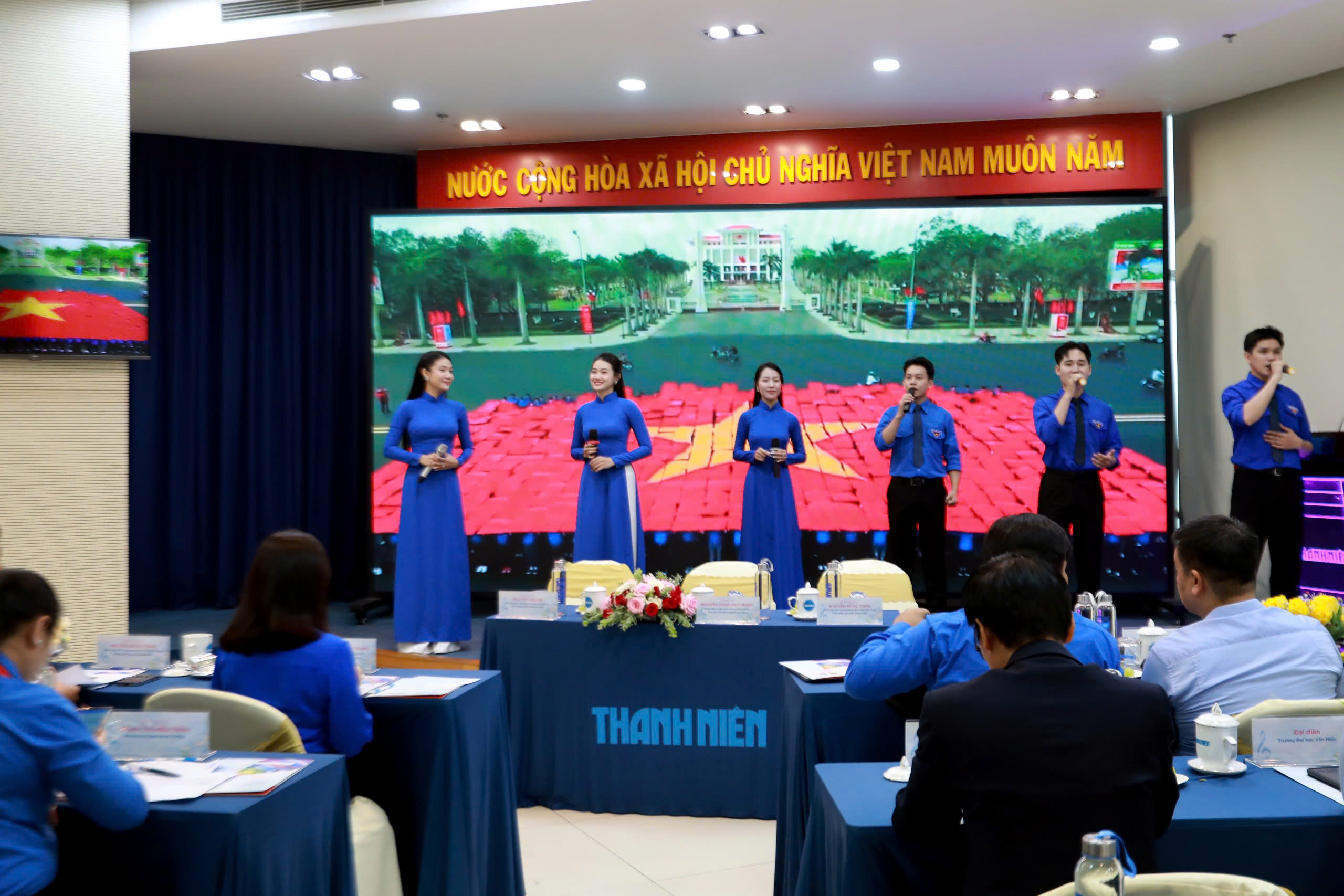 Gặp gỡ báo chí giới thiệu Cuộc thi sáng tác ca khúc tuyên truyền Đại hội Đoàn - Ảnh 9.