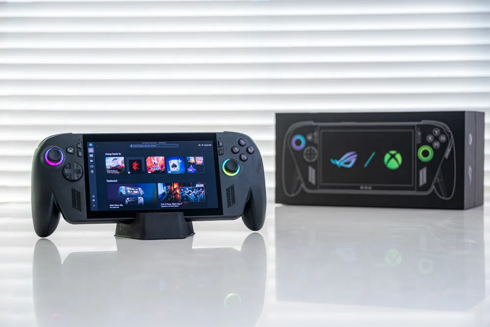 ROG Xbox Ally und ROG Xbox Ally X.