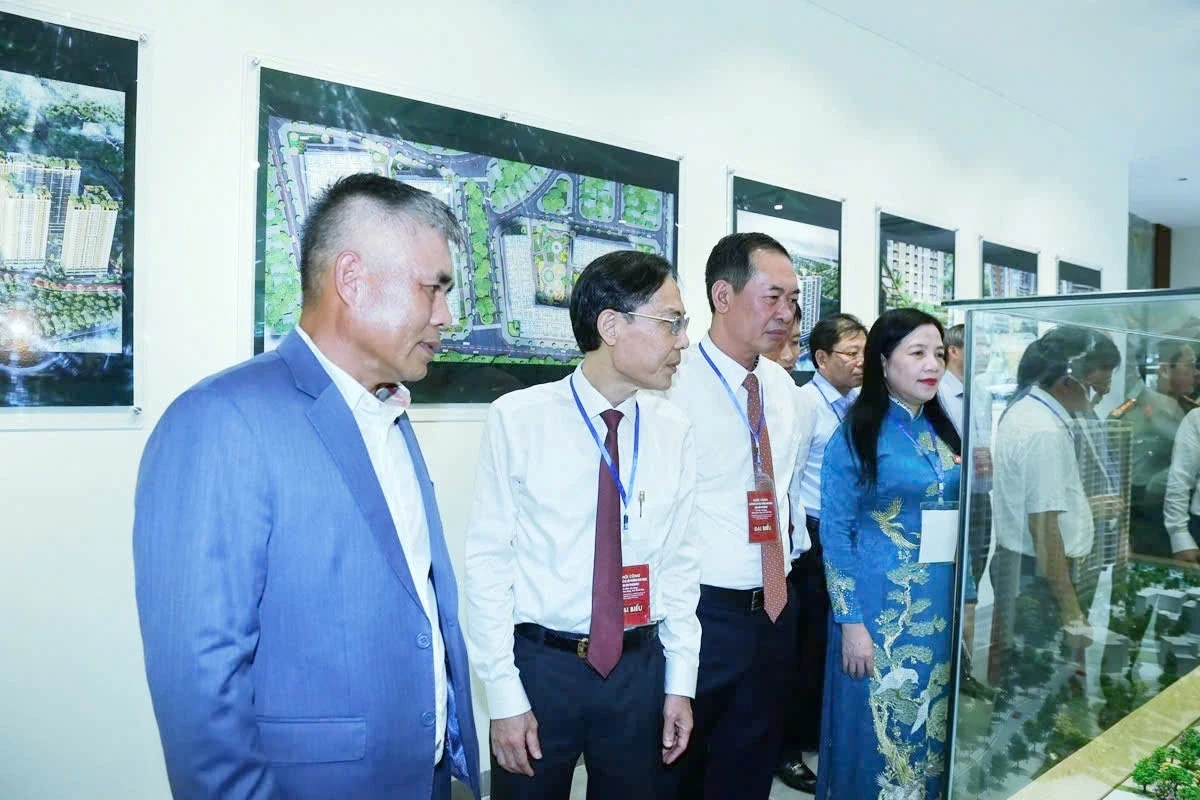 អង់គ្លេស៖ ព័ត៌មាន