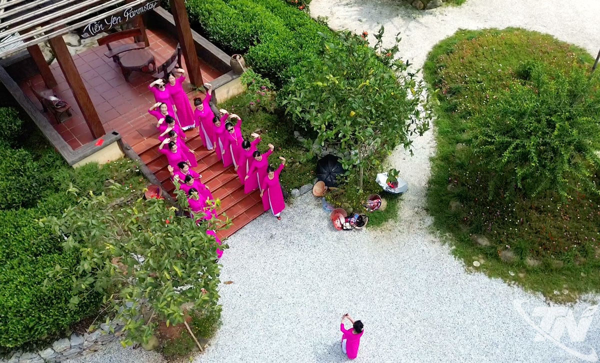 Khu du lịch Tiến Yên Farmstay xã Tân Cương thu hút khách đến tham quan trải nghiệm.
