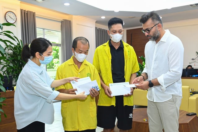 From the concerns of Pharmacity CEO to the journey 'Doctor Tour - Health Festival' - Photo 1. Từ nỗi trăn trở của CEO Pharmacity đến hành trình ‘Doctor Tour - Ngày hội sức khoẻ’ - Ảnh 1.
