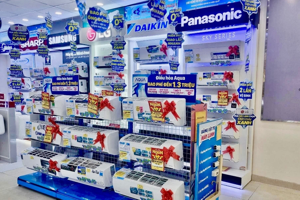 Sắm máy lạnh trái mùa tại Điện máy Xanh: Giá giảm sâu, nhiều quà tặng - 2