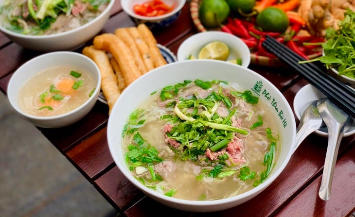 Blogger ẩm thực Singapore: Phở Việt hiện diện ở quán quen lẫn phân khúc cao cấp - Ảnh 3.