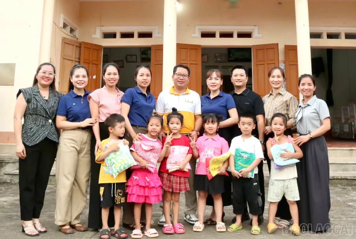 baolaocai-br_z7123886647708-fa0e2a03d2faed86d0d249c2807291de.jpg