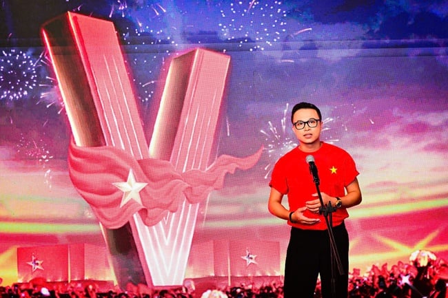 Tổ quốc trong tim: The Concert Film - Lan tỏa tinh thần yêu nước bằng ngôn ngữ âm nhạc và điện ảnh - Ảnh 2. Tổ quốc trong tim: The Concert Film - Lan tỏa tinh thần yêu nước bằng ngôn ngữ âm nhạc và điện ảnh - Ảnh 2.