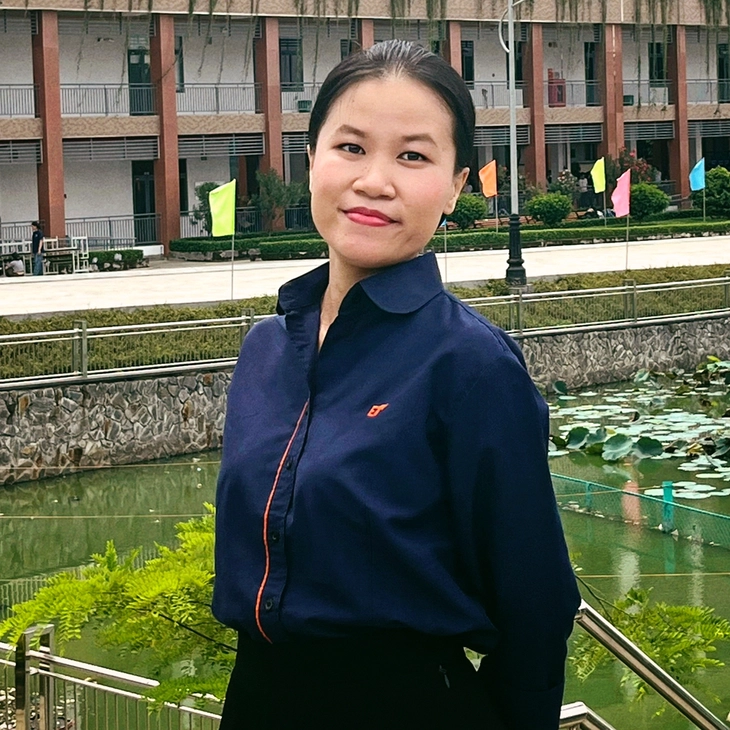 Bravely choosing a new major, female student achieved double valedictorian in English Language - Photo 3. Dũng cảm chọn lại ngành, nữ sinh đạt thủ khoa kép ngành Ngôn ngữ Anh - Ảnh 3.