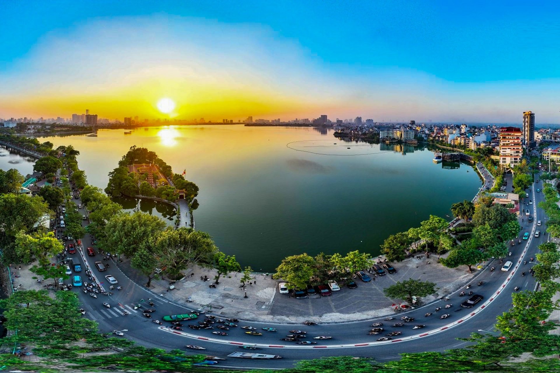 ភួង-តាយ-ហូ.jpg