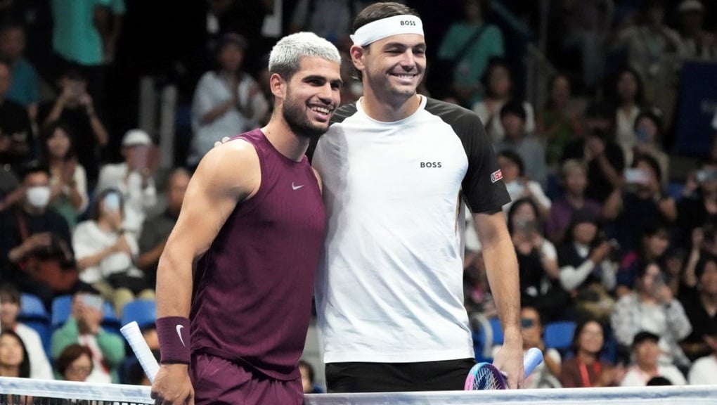 Đánh bại Djokovic, Sinner gặp Alcaraz ở chung kết Six Kings Slam - 2