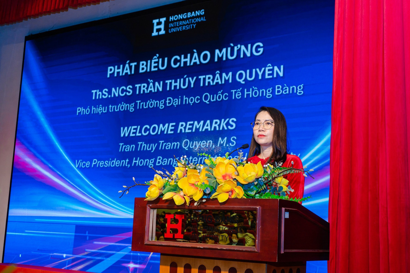 ths-ncs-tran-thuy-tram-quyen-pht-hiu.jpg