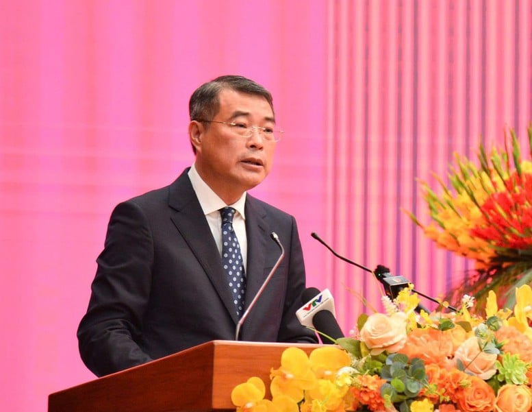 Yoldaş Le Ngoc Quang, 2025-2030 dönemi için Da Nang Şehir Parti Komitesi Sekreterliği görevini yürütüyor - Fotoğraf 2. Đồng chí Lê Ngọc Quang giữ chức Bí thư Thành ủy Đà Nẵng nhiệm kỳ 2025-2030- Ảnh 2.