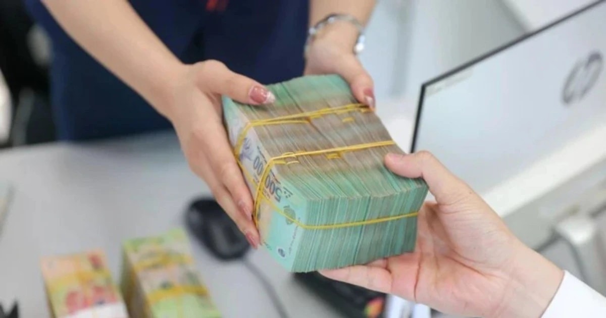 Lãi suất ngân hàng ngày 17/10: Cập nhật bảng lãi suất gửi tiền tiết kiệm online