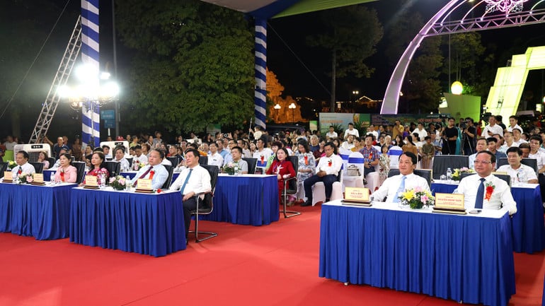 anh-1-102.jpg