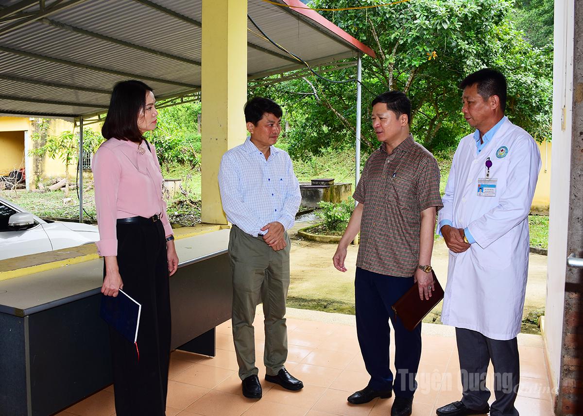 ក្រុមការងារបានចុះពិនិត្យគ្លីនិកទូទៅប្រចាំតំបន់គីមប៊ិញ។