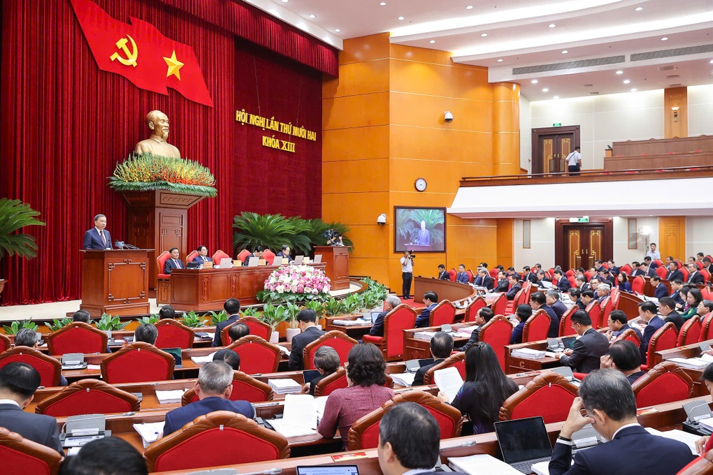 Bộ Chính trị: Cán bộ quan liêu, xa dân có thể bị cho thôi giữ chức vụ - 1