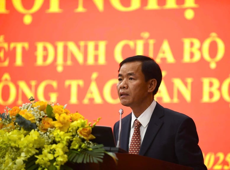 Đồng chí Nguyễn Văn Phương được điều động, chỉ định giữ chức Bí thư Tỉnh ủy Quảng Trị- Ảnh 3. Đồng chí Nguyễn Văn Phương được điều động, chỉ định giữ chức Bí thư Tỉnh ủy Quảng Trị- Ảnh 3.