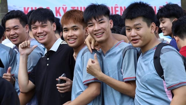 Bộ GD-ĐT đề nghị xem lại yêu cầu một tỉnh chỉ 3 trường dạy nghề - Ảnh 1.