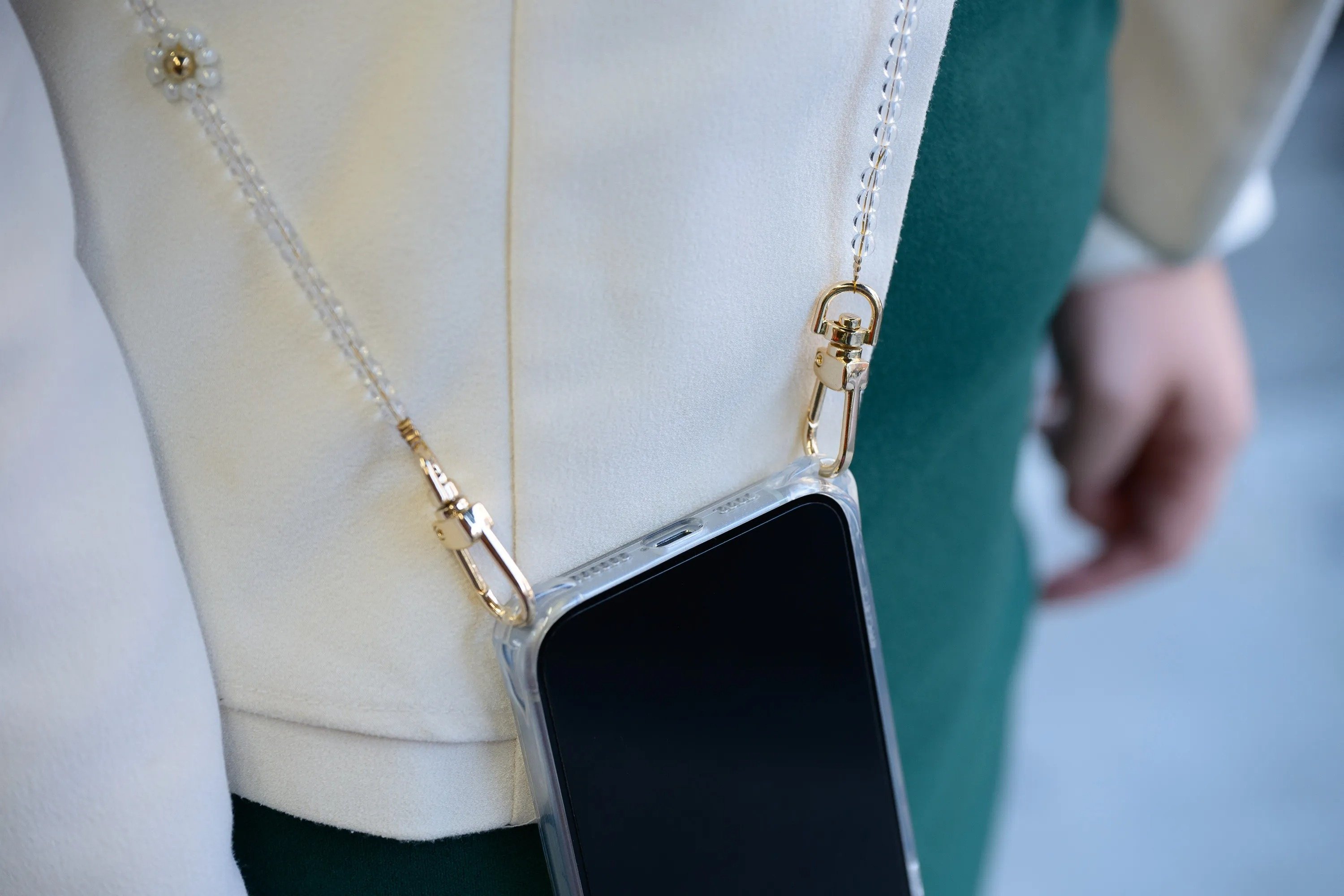 day deo iPhone 17,  day deo iPhone Apple,  day deo dien thoai,  phu kien iPhone 17 anh 1