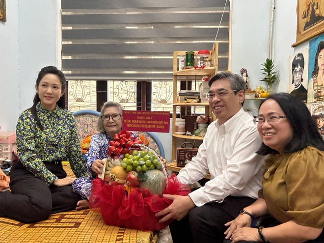 TP HCM tri ân văn nghệ sĩ tiêu biểu - Ảnh 3.