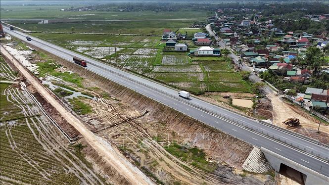 Keterangan foto