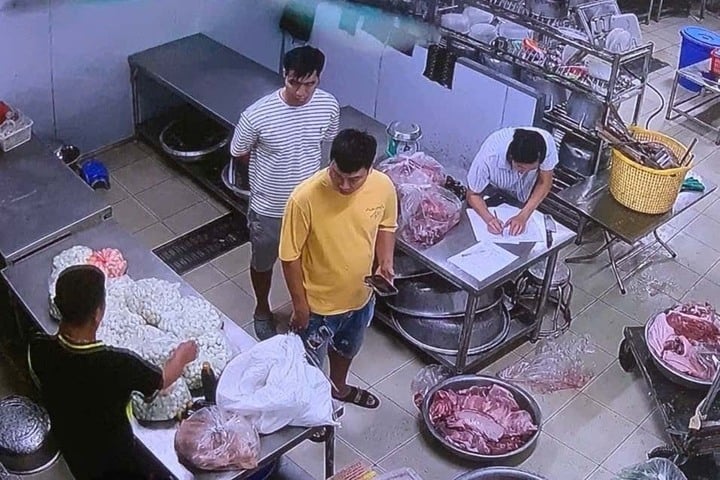 Khu vực bếp ăn trường Tiểu học Cự Khê (xã Thanh Oai, Hà Nội) (Ảnh: Nhà trường cung cấp)