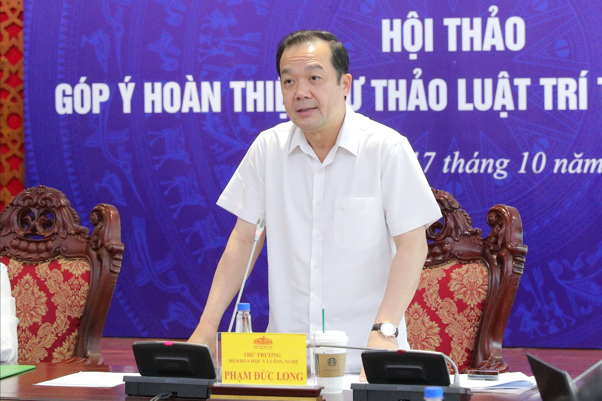 Xây dựng Luật Trí tuệ nhân tạo: Tạo hành lang pháp lý cho phát triển bền vững trong kỷ nguyên số - Ảnh 7.