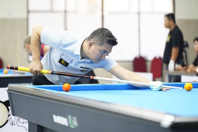 Programul meciurilor de biliard din 17 octombrie: Tran Thanh Luc îl înfruntă pe campionul Cupei Mondiale, o provocare uriașă - Foto 1. Lịch thi đấu billiards ngày 17.10: Trần Thanh Lực chạm trán nhà vô địch World Cup, thử thách cực lớn- Ảnh 1.