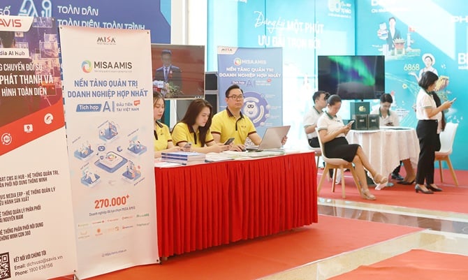 Het vergroten van de capaciteit van ondernemingen om technologie te beheersen en te innoveren Nâng cao năng lực làm chủ và đổi mới công nghệ của các doanh nghiệp