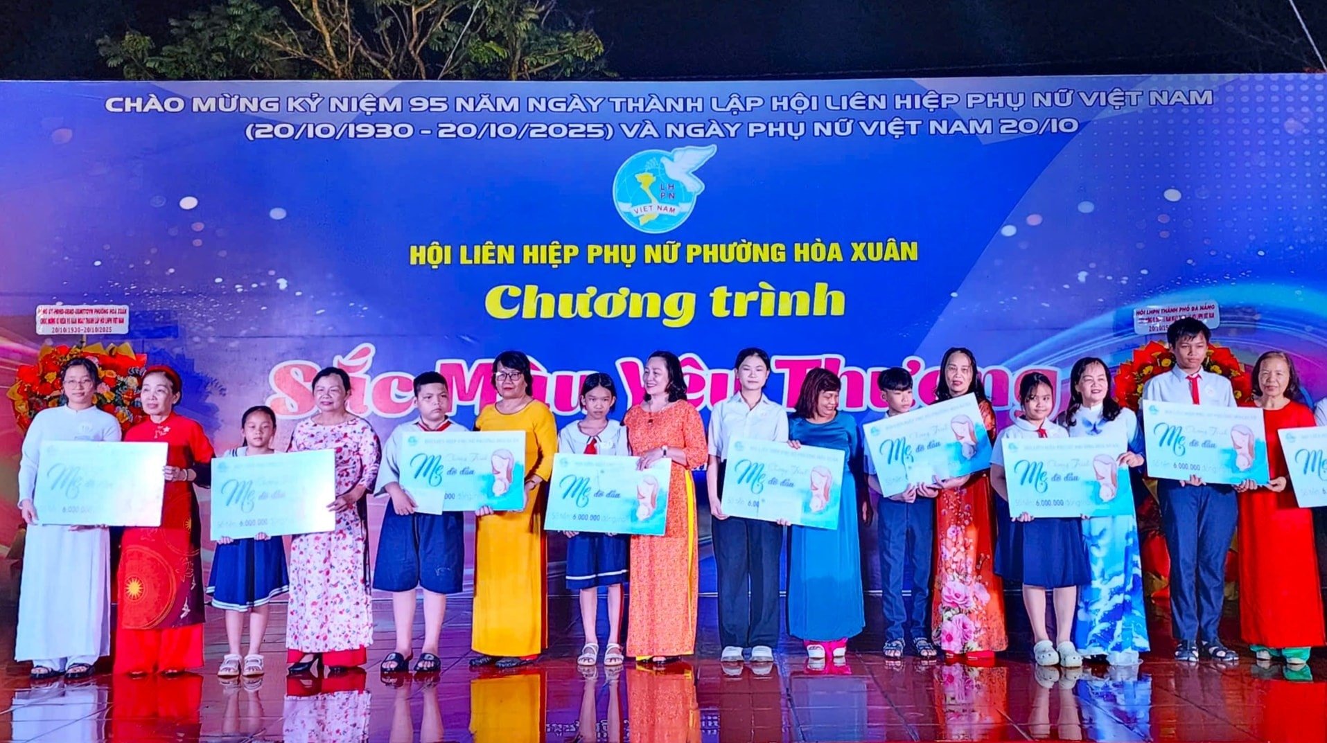 16-10hoaxuan-2(1).jpg