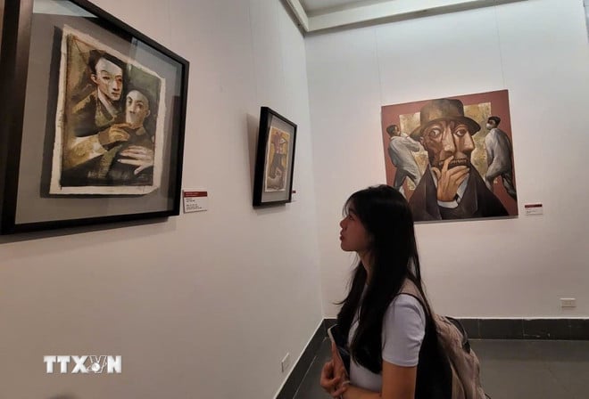 ttxvn-trien-lam-giao-thoa-cua-hai-hoa-si-viet-nam-va-philippines-17-2.jpg