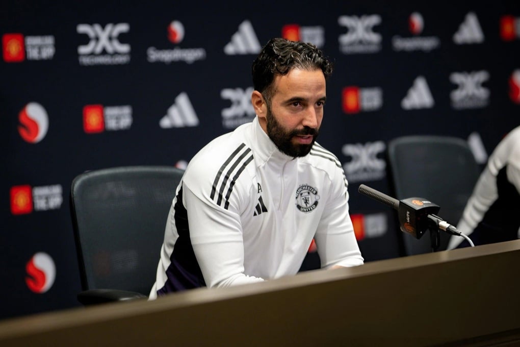 HLV Amorim nói thật lòng về đẳng cấp của Man Utd trước trận gặp Liverpool - 1