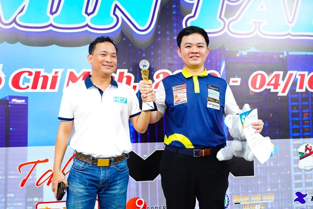 Bao Phuong Vinh과 3쿠션 캐롬 전문가들이 2025 Phuc Thinh 컵에 참가 - 사진 1