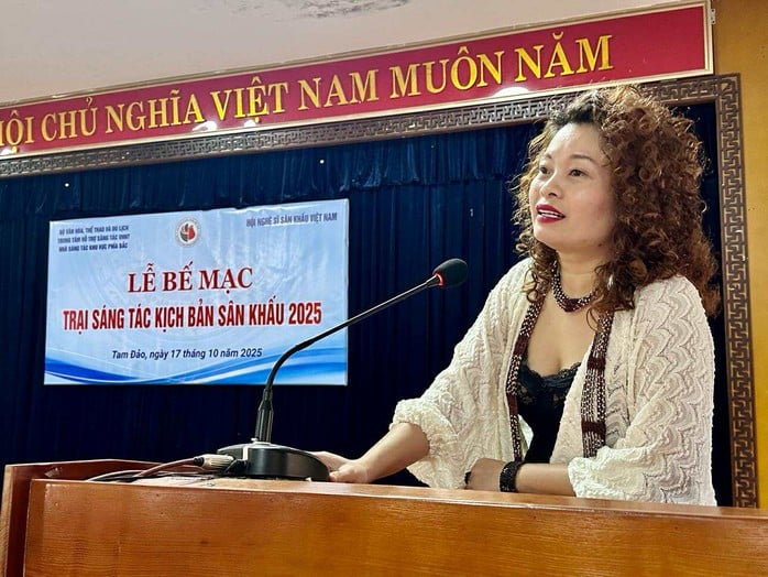 NSND Trịnh Thúy Mùi đánh giá cao chất lượng Trại sáng tác sân khấu Tam Đảo 2025 - Ảnh 5.