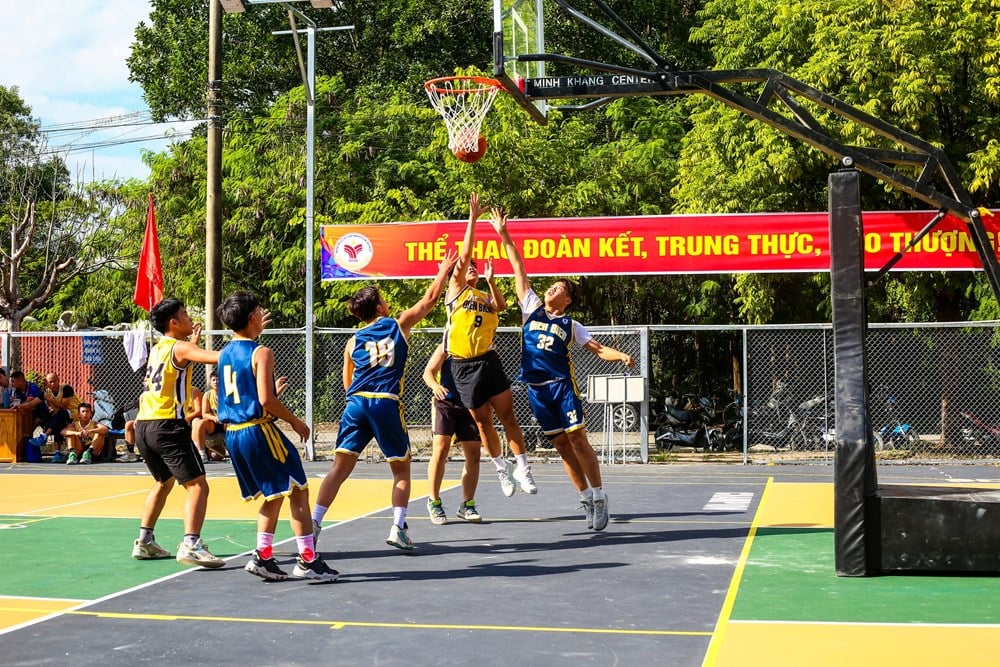 Turniej koszykówki, wydarzenie poprzedzające XII Festiwal Sportu Prowincjonalnego Dien Bien – zdjęcie 2