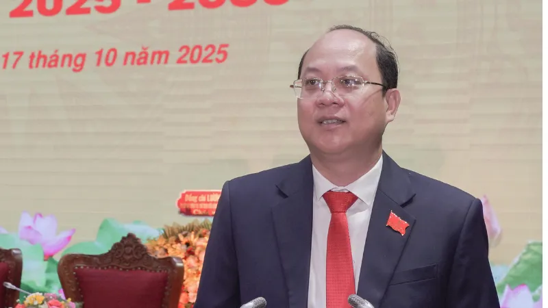 Đại hội đại biểu Đảng bộ tỉnh Cà Mau: Xác định đột phá về khoa học, công nghệ, đổi mới sáng tạo và chuyển đổi số - Ảnh 3.