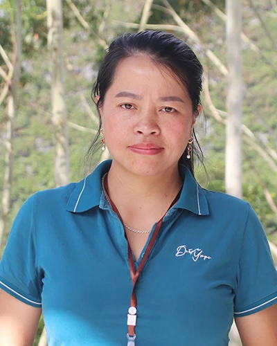 Guru Nguyen Thi Thien  TK Thuong Phung, Komune Son Vi
