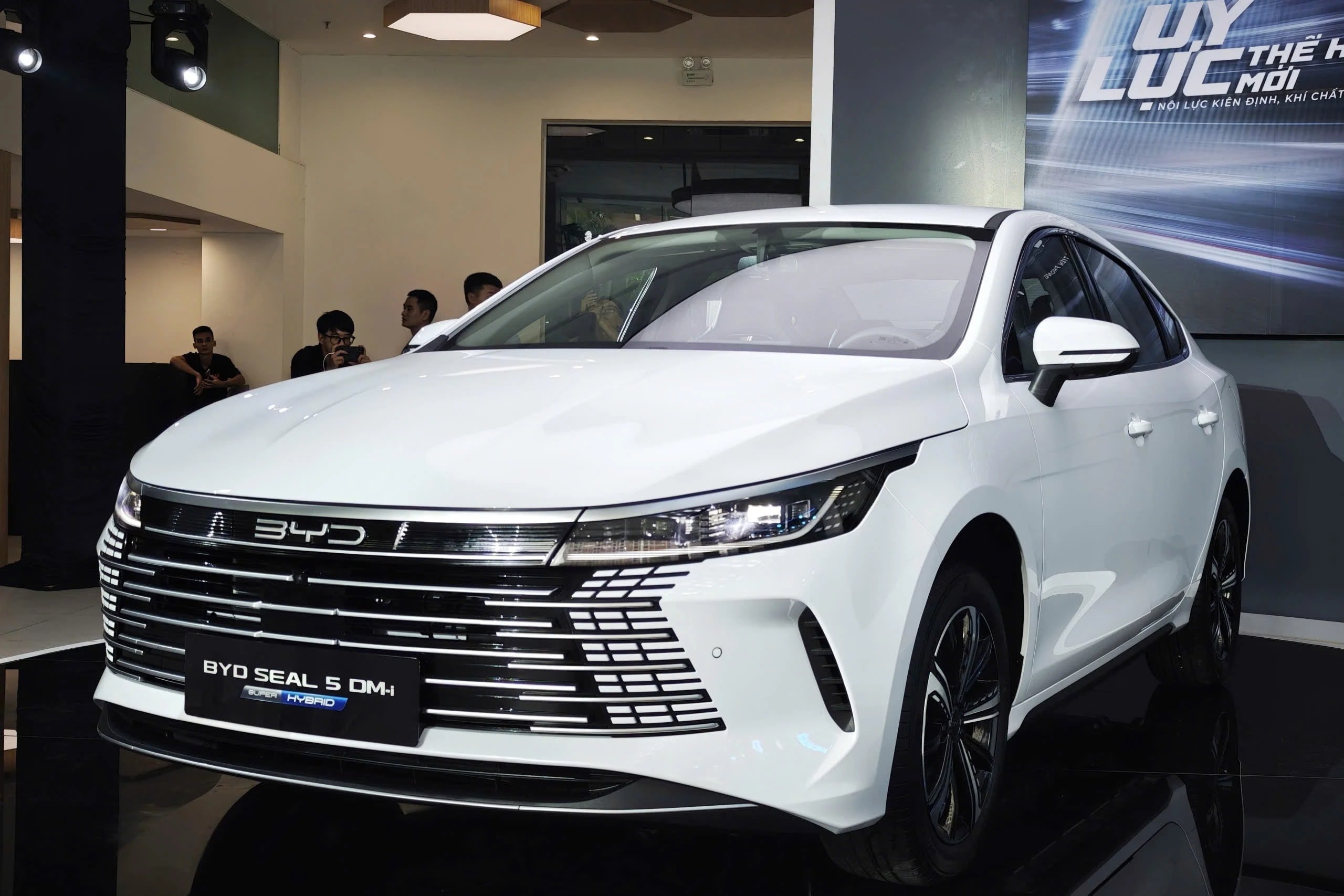 BYD Seal 5 PHEV ອ້າຍ 15